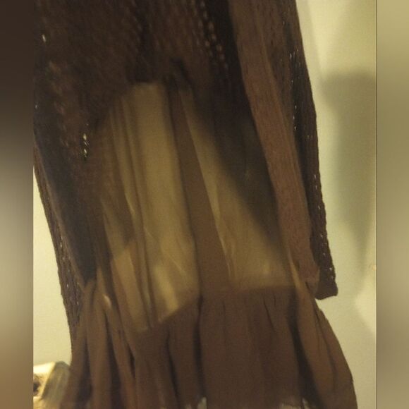 Indigo Soul crochet lace tunic with ruffled hem and see through sleeves - Picture 9 of 10